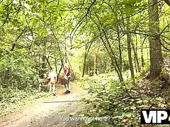 デカパイ, 浮気する, チェコ, 彼女, 自然山雀, アウトドア, 穴開きパンティ, ハメ撮り