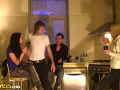 Красивые, Минет, Брюнетки, Классика, Группа, Хд, Русские, Молоденькие