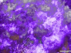 Grote mammen, Zichtbare schaamlippen, Kut duiken, String, Onder de rok