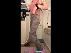 Seksspeelgoed, Masturbatie, Orgasme, Rijden, Mager, Slet, Tiener, Tieten likken