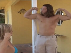 Gros seins, Bikini, Blonde, Sucer une bite, Femme couguar, Mature, Chatte, Fils