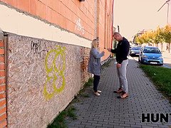 Pummelig, Gehörnter ehemann, Hd, Milf, Geld, Natürlichen titten, Pov, Realität