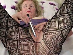 Британки, Фетиш, Бабушки, Мастурбация, Зрелые, Милф