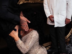 Braunhaarige, Hundestellung, Gruppensex, Hd, Sklave, Flotter dreier