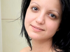 Leie, Grosse titten, Braunhaarige, Fingern, Masturbation, Dürr, Entkleiden, Jungendliche (18+)