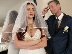 Brijd, Sperma in mond, Sperma shot, Hondjeshouding, Jurk, Roodharige vrouw, Geschoren, Tieten likken