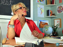 ブロンド, フェラチオ, イく瞬間, バック, 顔射, 淫乱熟女, 生徒, 教師