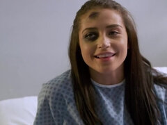 Rubia, Mamada, Penetracion con dedos, Atragantadas, Coño, Adolescente, Tetas, Esposa