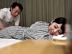 フェラチオ, 中出し, 指いじり, 毛深い, ホテル, マッサージ, 熟年, 淫乱熟女