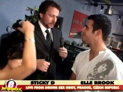 Anaal, Grote mammen, Lul, Dronken, Moeder die ik wil neuken, Orgie, Feest, Tiener