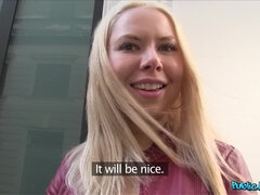 Leie, Grosser schwanz, Blondine, Blasen, Im freien, Pov, Russisch