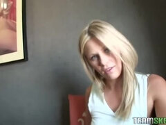 Leie, Kehlenfick, Aufs gesicht abspritzen, Fingern, Hd, Piercing, Pov, Dürr