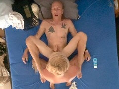 Amateur, Anal, Cul à la bouche, Couple, Femme dominatrice, Fait maison, Strapon, Tatouage