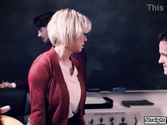 Lécher le cul, Grosse bite, Gros seins, Domination, Hard, Mature, Mère que j'aimerais baiser, Étudiant