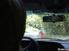 Grote kont, Opa, Omie, Reusachtig, Rijpe lesbienne, Realiteit, Rijden, Tiener