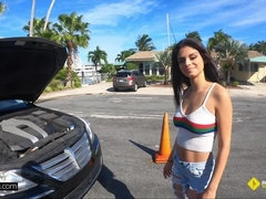 Brunette brune, Tir de sperme, Faciale, Fille latino, De plein air, Pov, Public, Réalité