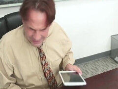 18 jaar, Pijpbeurt, Bruinharig, Lul, Hardcore, Hd, Tiener, Tieten likken