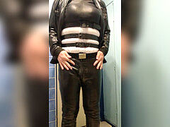 Tir de sperme, Femme dominatrice, Bite énorme, Latex, Mère que j'aimerais baiser, Monstre, Orgasme, Maigrichonne