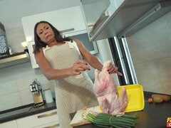 Kont, Rondborstig, Hondjeshouding, Likken, Doordringend, Kut duiken, Tieten likken, Vrouw