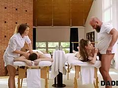 Anal, Beauté, Brunette brune, Tromperie, Tchèque, Massage, Adolescente, Nénés