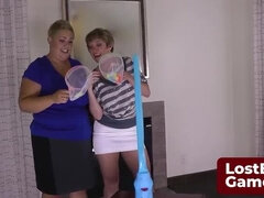 Lesbienne, Mature, Culottes ou slips, Punition, Fessée, Se déshabiller, Dénudage, Vibromasseur