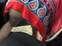 Playa, Bikini, Morena, Vestido, Coño, Afeitado, Tetas, Bajo la falda