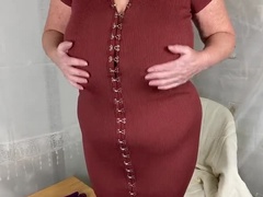 Leie, Grosse titten, Kleid, Füsse, Selbstgemacht, Milf, Natürlichen titten, Strumpfhose
