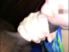 Grosse bite, Gros seins, Sucer une bite, Tir de sperme, Branlette thaïlandaise, Interracial, Adolescente, Nénés