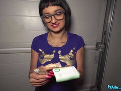 Braunhaarige, Brille, Hardcore, Hd, Pov, Realität, Schlampe, Hure