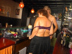 Kont, Grote mammen, Pijpbeurt, Omie, Hd, Rijpe lesbienne, Roodharige vrouw, Tieten likken