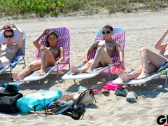 Strand, Slaapkamer, Grote kont, Pijpbeurt, Hondjeshouding, Orgie, Tiener, Tieten likken