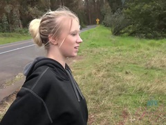 Leie, Strand, Grosse titten, Freundin, Pov, Öffentlich, Muschi, Rasiert