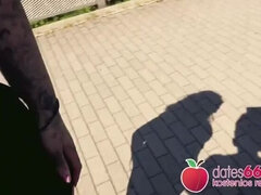 Mamada, Morena, Coche, Europeo, Despelote, Madres para coger, Al aire libre, Pov