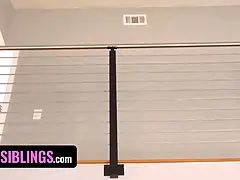 Salle de bains, Sucer une bite, Frère, Hd, Chatte, Douche, Pute, Adolescente