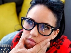 18 jaar, Grote kont, Grote lul, Grote mammen, Pijpbeurt, Hondjeshouding, Mager, Tiener