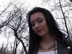 Arsch, Schwarz, Bus, Tschechisch, Hundestellung, Handjob, Tätowierung, Nass