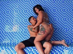 Любители, Минет, Семяизвержение, Домашнее видео, Огромный член, Мужья, Чудовищные размеры, Сиськи