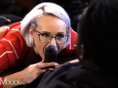 Anal, Grosse bite, Blonde, Tromperie, Gorge profonde, Mère que j'aimerais baiser, Chatte, Criant