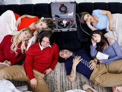 Grote kont, Grote lul, Pijpbeurt, Hondjeshouding, Moeder, Natuurlijke tieten, Tiener, Tieten likken