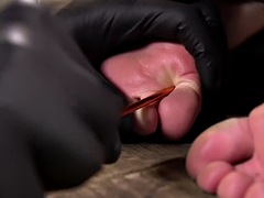 Tussi, Sadomasochismus, Fingern, Behaart, Nippel, Muschi, Tätowierung, Spielzeuge
