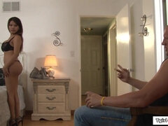 Анальный секс, Азиатки, Большой член, Большие сиськи, Грудастые, Межрасовый секс, Ледибой, Трансы