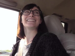 Enthousiasteling, Pijpbeurt, Bruinharig, Hardcore, Hd, Klein, Tiener, Tieten likken