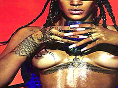 Rihanna Uncensored In HD!