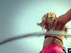 Rubia, Corrida, Flexible