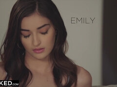 18 jahre, Braunhaarige, Hochschule, Schwanz, Aufs gesicht abspritzen, Interrassisch, Zierlich, Student