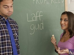 Watch gambling Mischa Brooks's trailer