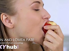 Lesbiana, Lamidas, Masaje, Madres para coger, Tetas naturales, Orgasmo, Coño, Adolescente