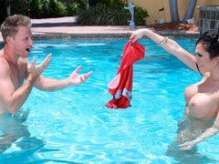 Grote kont, Grote lul, Bruinharig, Rondborstig, Hondjeshouding, Moeder die ik wil neuken, Penis, Tieten likken