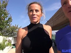 Leie, Blondine, Vollbusig, Geile alte tussi, Milf, Mutti, Muschi, Flotter dreier