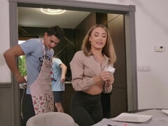 18 летние, Бойфренд, Папочка, Хд, Крошечные, Бритые, Молоденькие, Сиськи